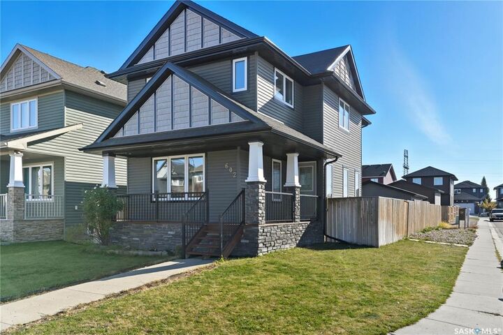 602 Kolynchuk Court  Saskatoon SK S7T 0W1 photo