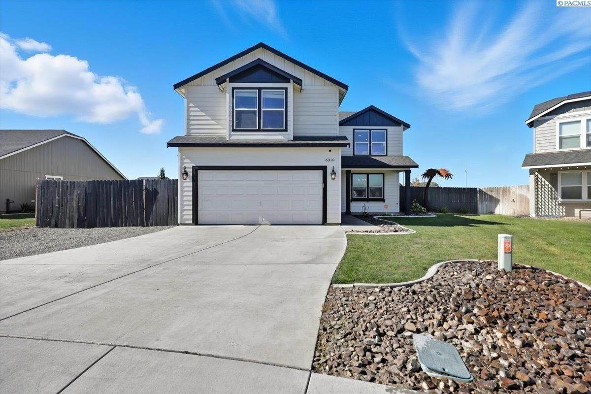 Property Photo: 6310 Maryhill Ln WA 99301
