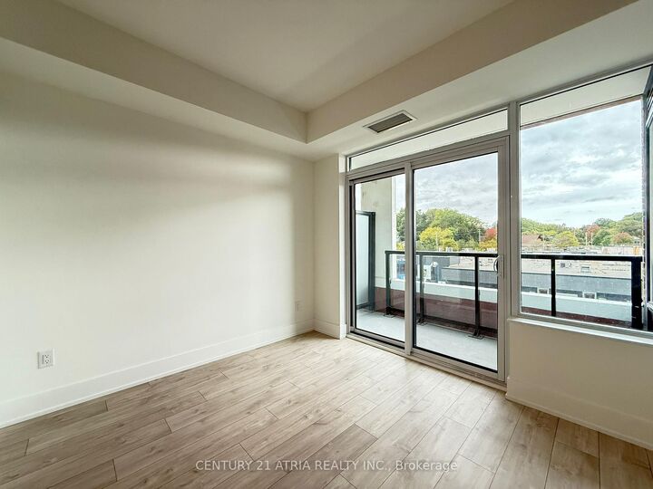 Property Photo:  259 The Kingsway N/A 317  ON M9A 0G2