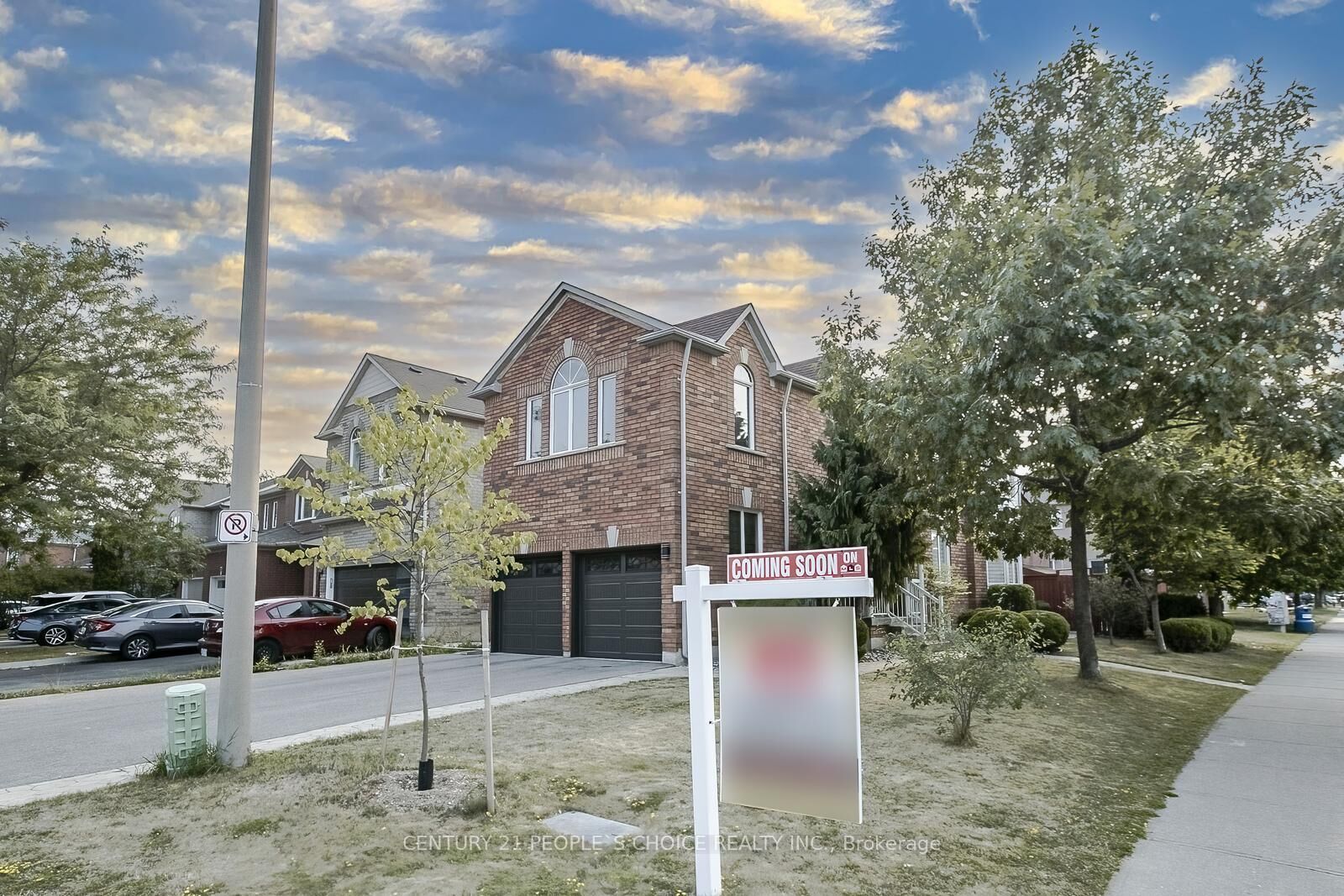 Property Photo: 1 Lake Louise Drive ON L6X 4W5