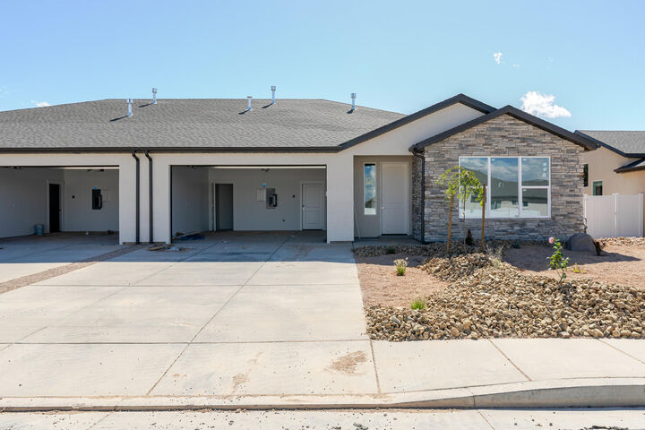 3061 W Ekko View Loop  Cedar City UT 84721 photo