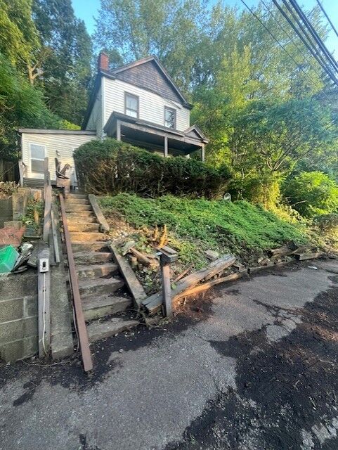 Property Photo:  5104 Verona Road  PA 15147 