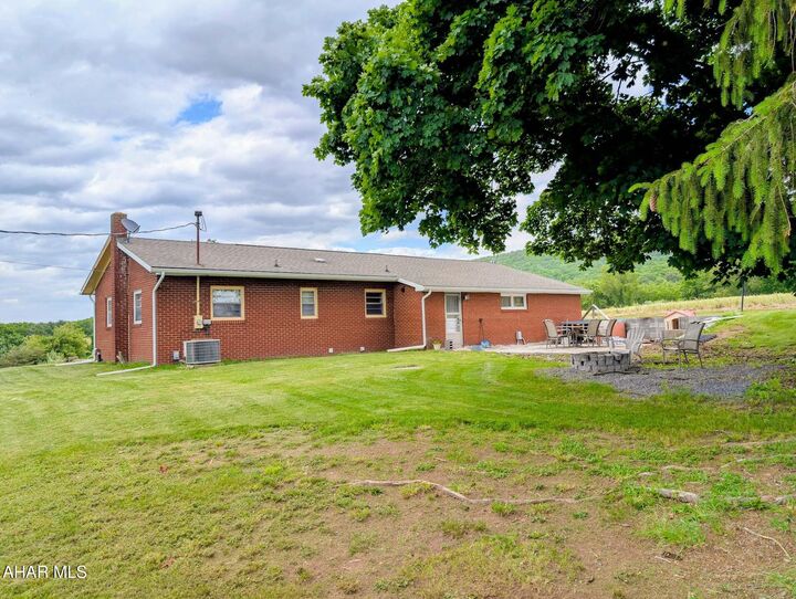 Property Photo: 796 Lighthouse Road PA 15533