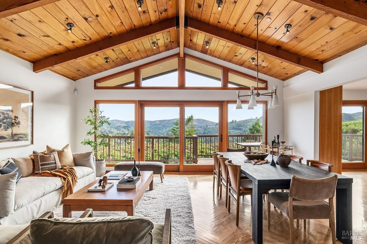 Property Photo: 921 Valley View Lane CA 94941