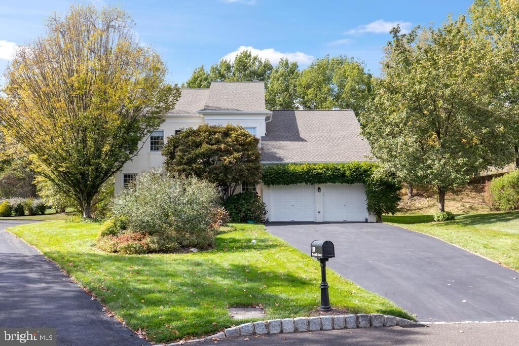 Property Photo: 1106 Brynhill Court PA 19002