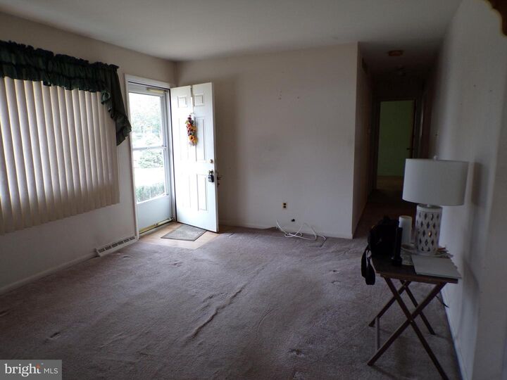 Property Photo:  318 Chestnut Street  NJ 08075 