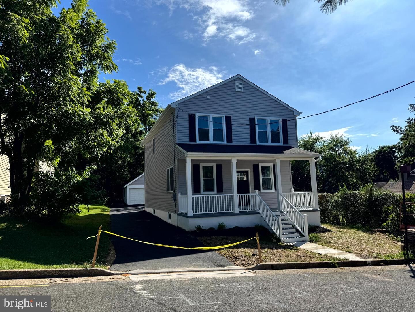 Property Photo: 2304 Parkview Avenue PA 19001