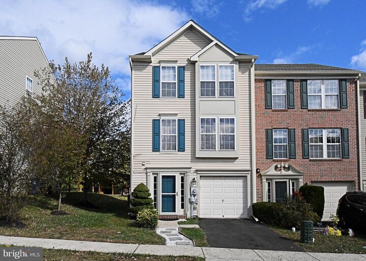 Property Photo:  304 Joshua Court  PA 19454