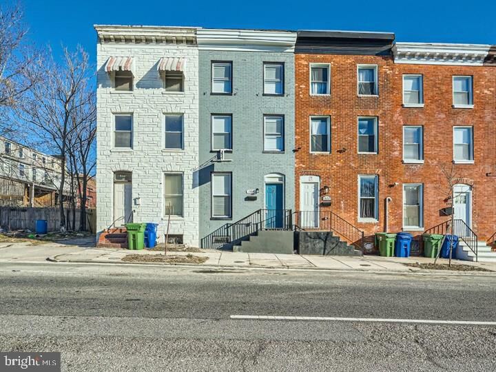 Property Photo: 1324 W Pratt Street MD 21223