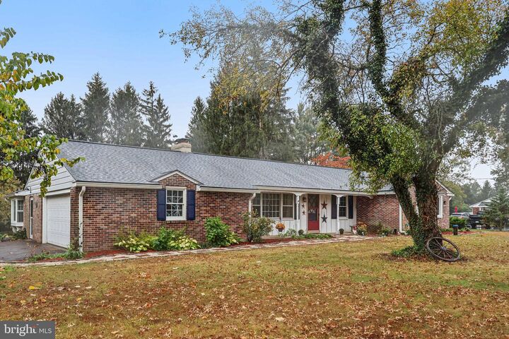 Property Photo: 1002 Cathill Road PA 18960