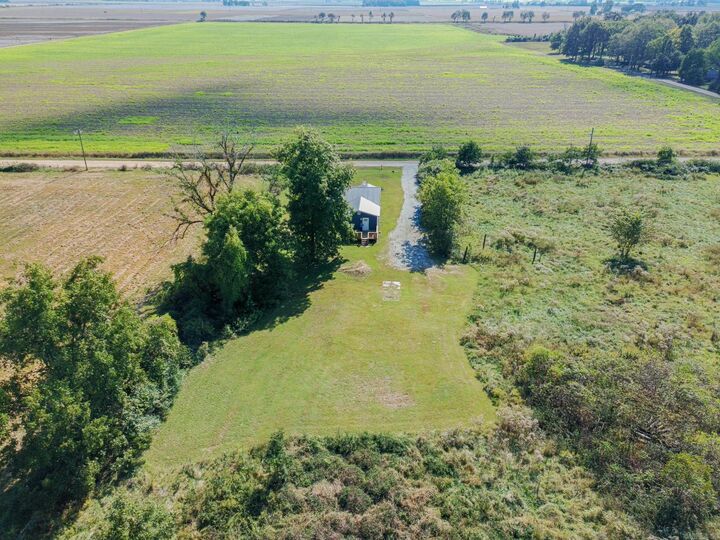 Property Photo:  587 E Matthews  AR 72417 