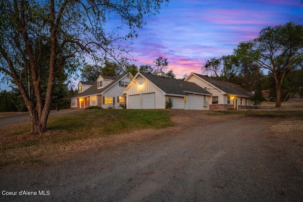 Property Photo: 840 S Carpenter Loop ID 83854
