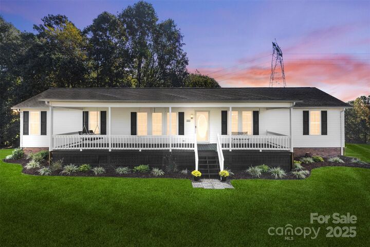Property Photo:  320 Huffstetler Lake Road  NC 28034