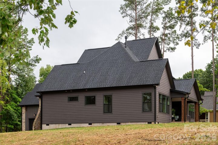 Property Photo:  4488 Mirror Lake Drive  NC 28609 