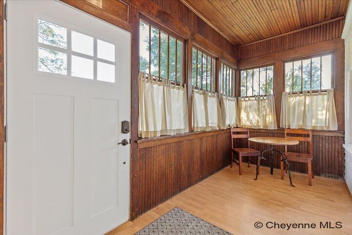 Property Photo: 408 E 25th St WY 82001