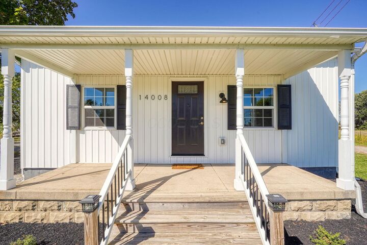 Property Photo: 14008 1st Street OH 43146