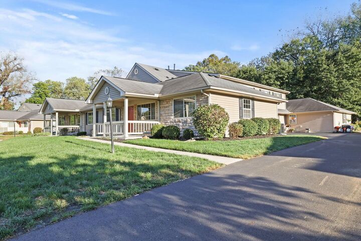Property Photo: 125 Hillview Court OH 43056