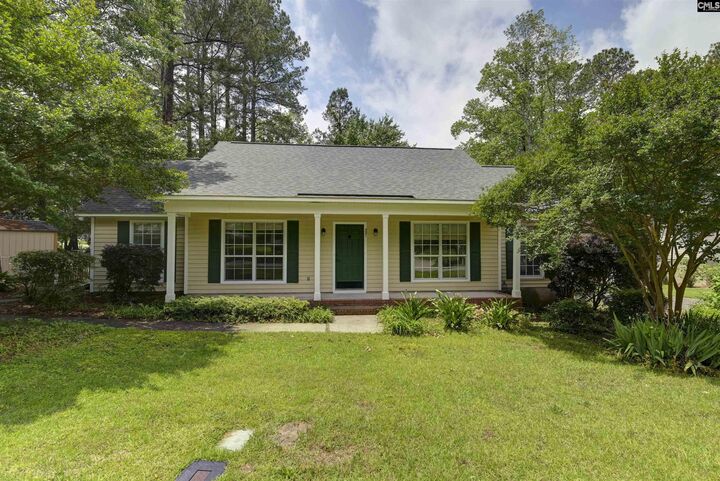Property Photo: 331 Three Oaks SC 29073