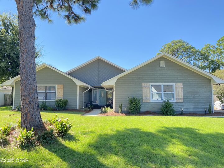 Property Photo:  215 Moonlight Bay Drive  FL 32407 