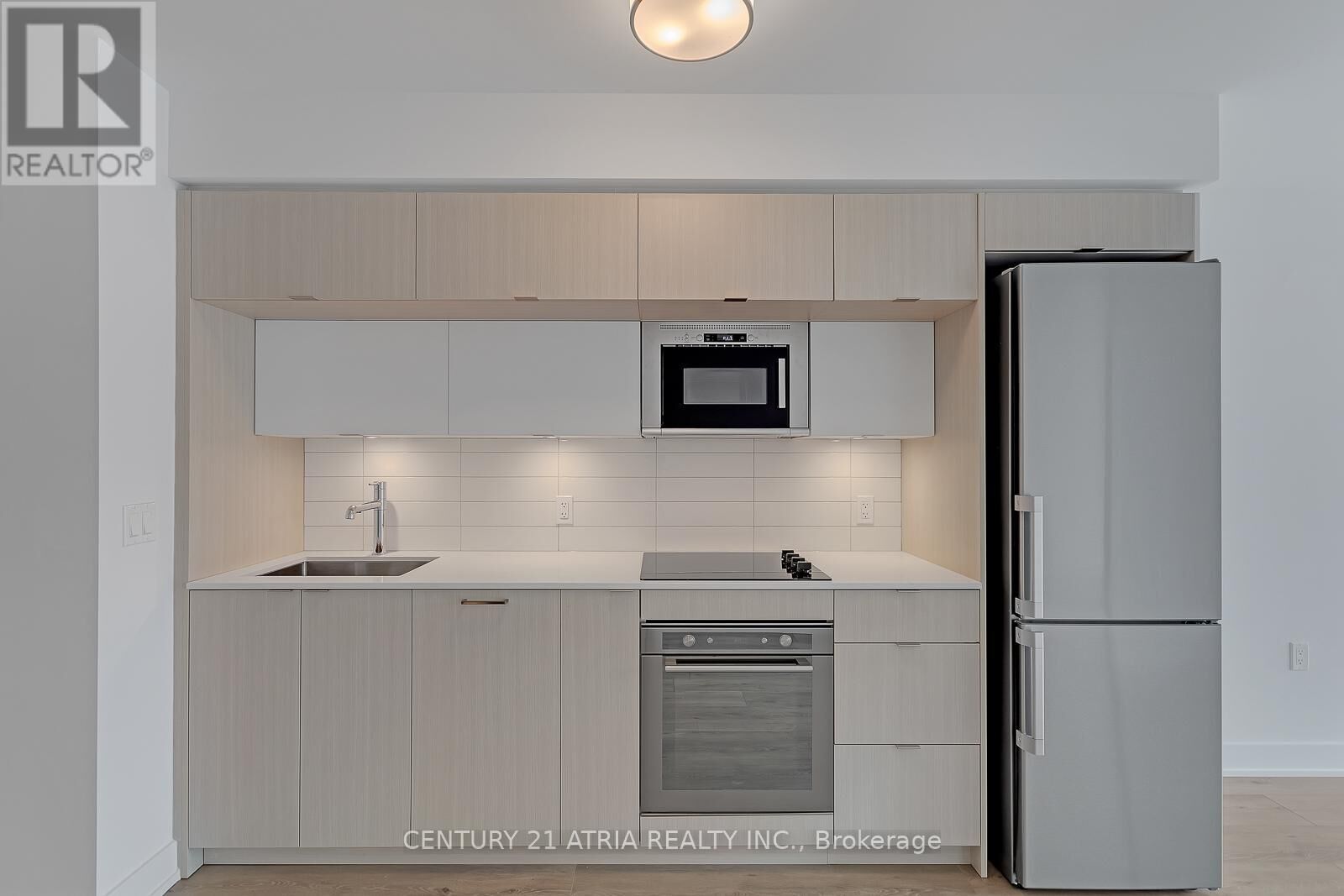 Property Photo: 575 Bloor Street East 1610 ON M4W 0B2