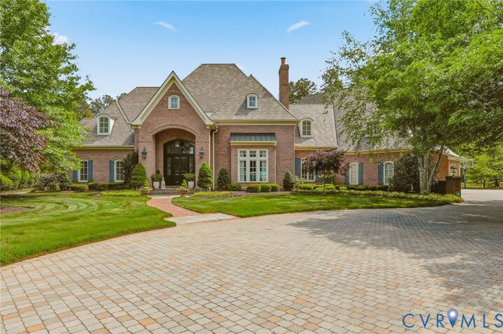 Property Photo:  2725 Stonegate Court  VA 23113 