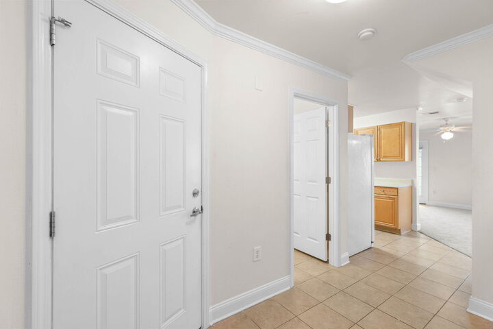 Property Photo: 554 Wingspan Way FL 32536