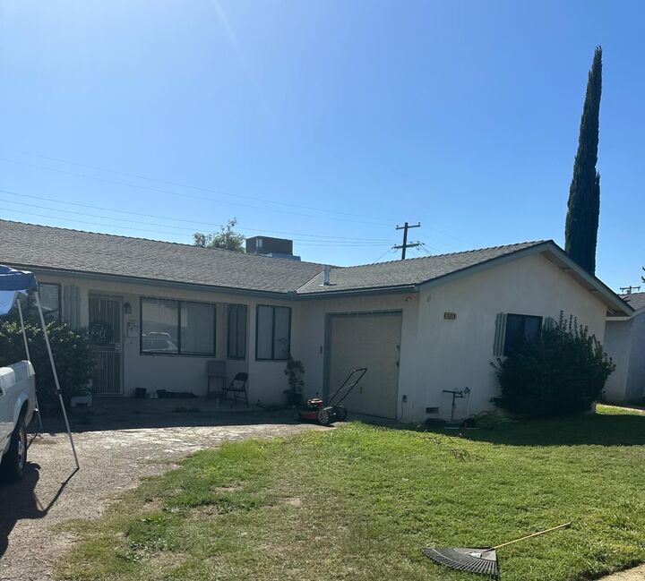 2316 E Norwich Ave  Fresno CA 93726 photo