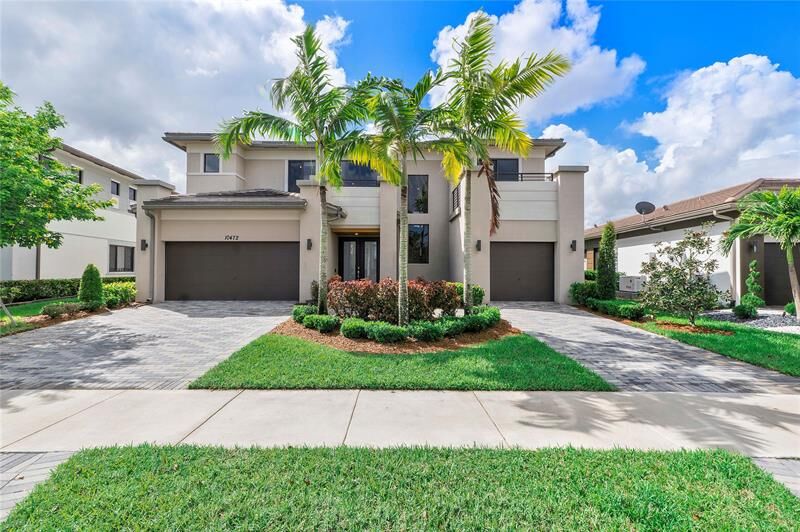 Property Photo:  10472 Cobalt Ct  FL 33076 