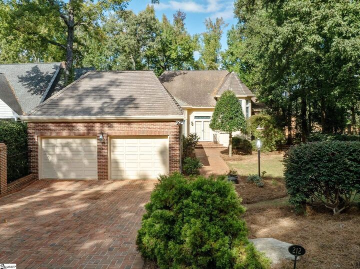 212 Hidden Hills Drive  Greenville SC 29605 photo