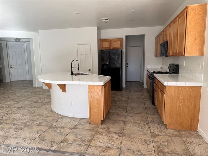 Property Photo: 6521 Diamond Point Court NV 89084
