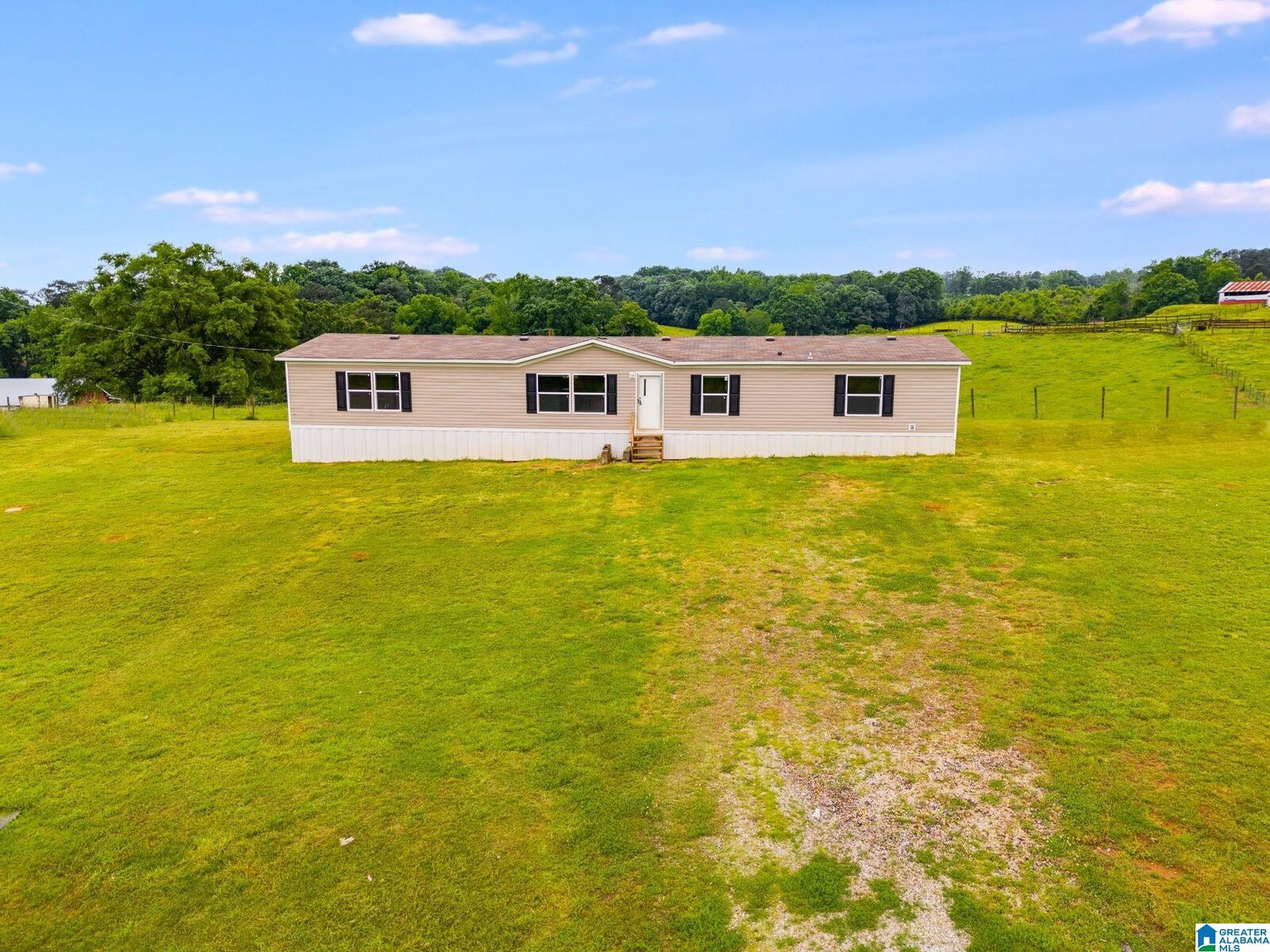 Property Photo: 398 County Road 45 AL 36273