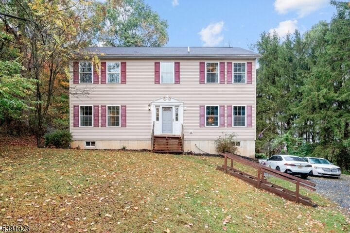 50 Zulauf Ln  Oxford Twp. NJ 07863 photo
