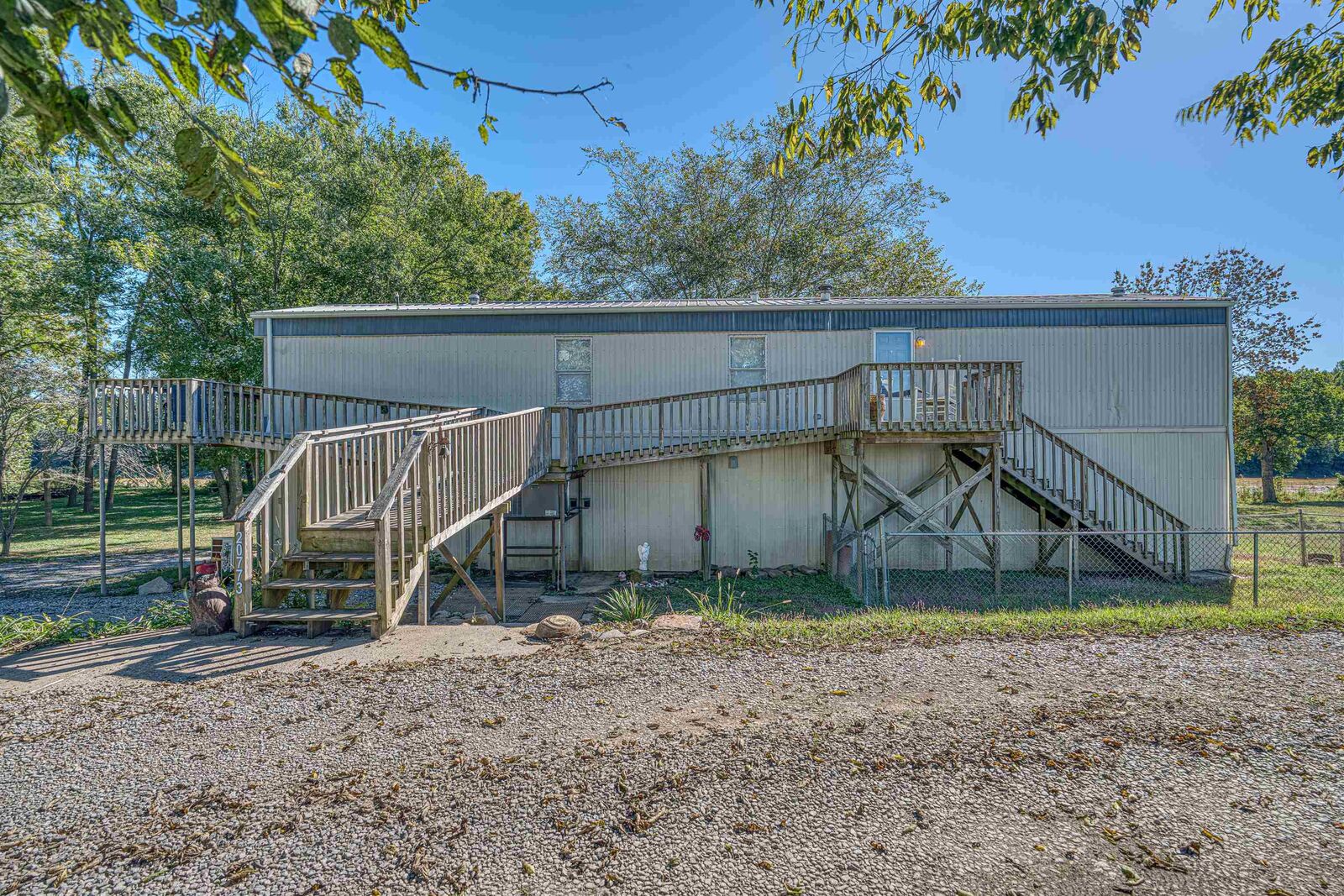 Property Photo: 20773 Hwy 416 E KY 42420