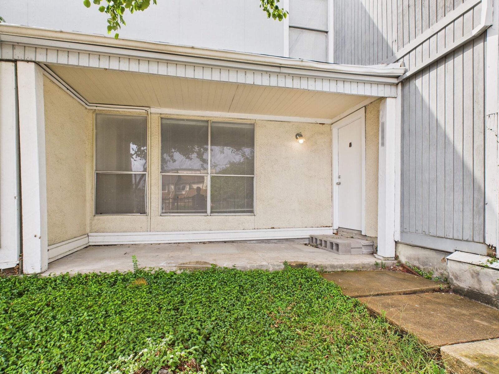 Property Photo:  781 Country Place Drive 2004  TX 77079 