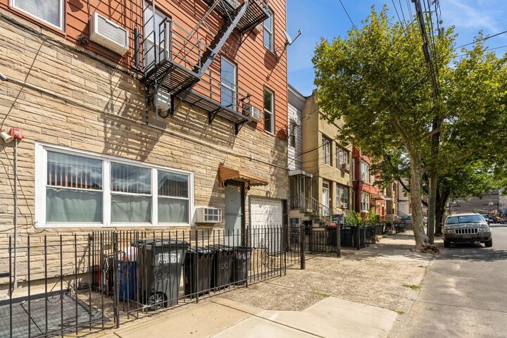 Property Photo: 40 Beacon Ave 5 NJ 07306