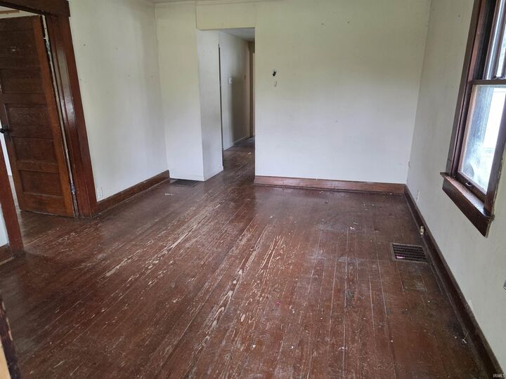 Property Photo: 115 N Johnson Avenue IN 47404-2808