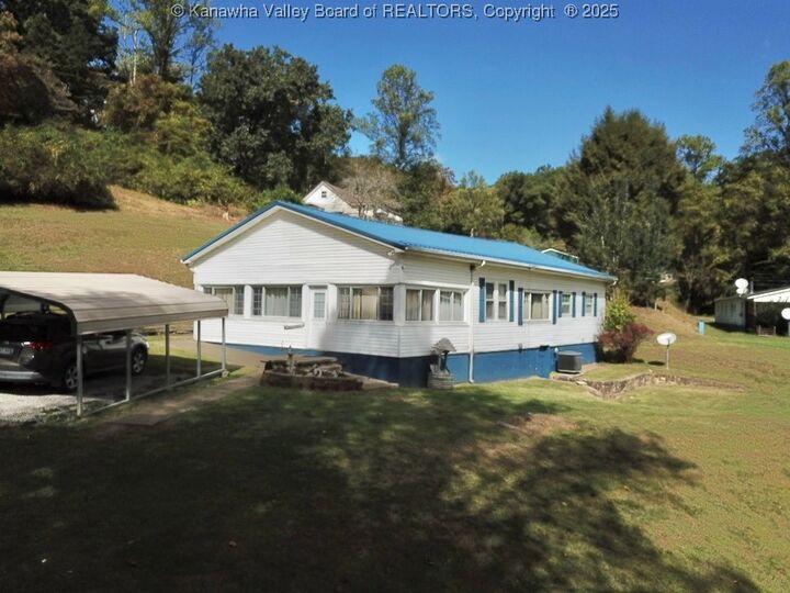 Property Photo:  24 Hollywood Drive  WV 25311