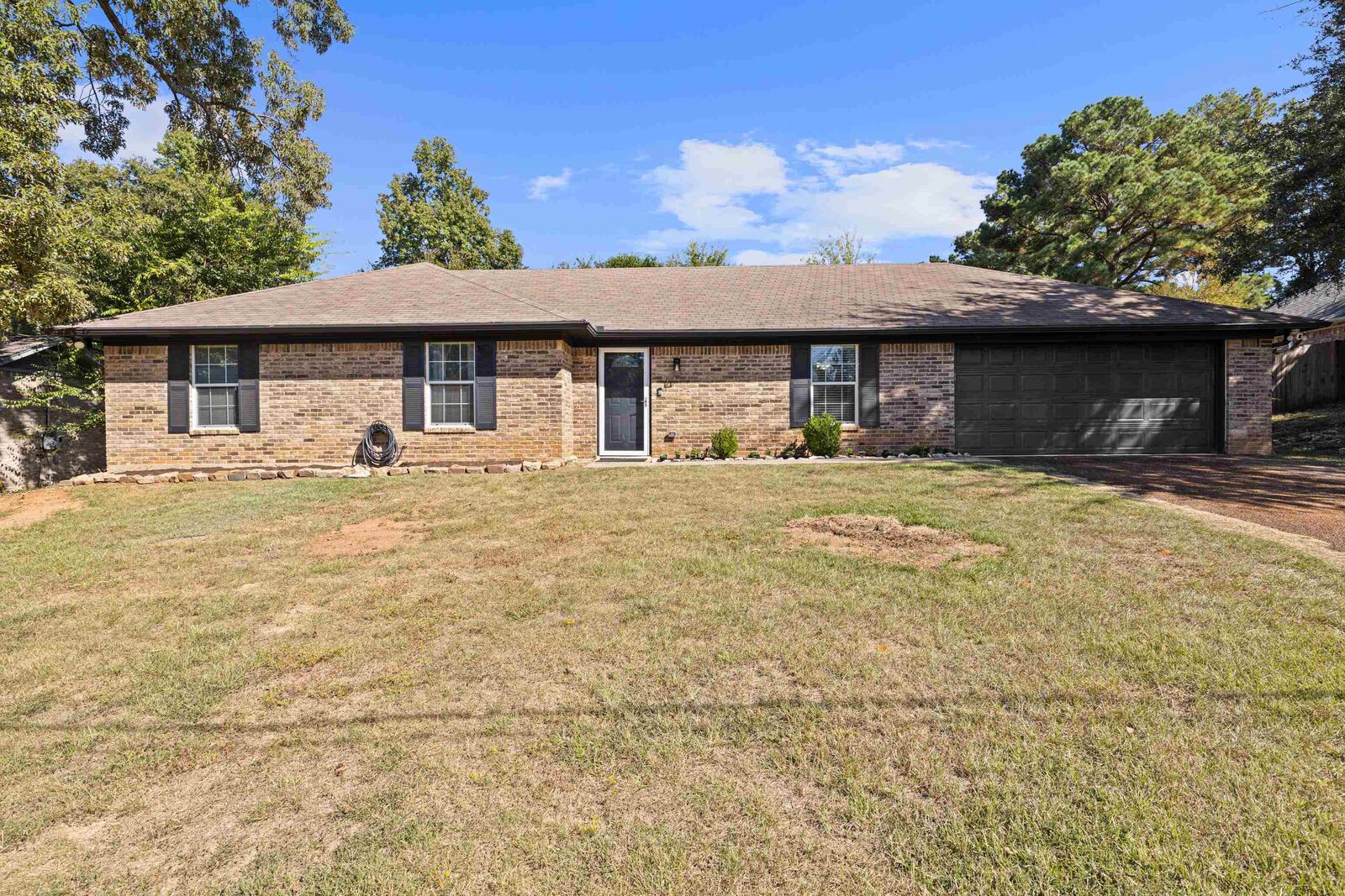 Property Photo: 3722 Mark Dr TX 75604