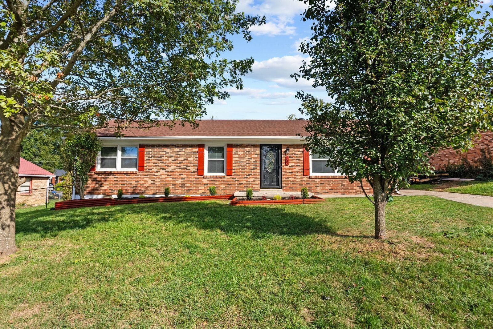 Property Photo:  102 Briarwood Drive  KY 40356 