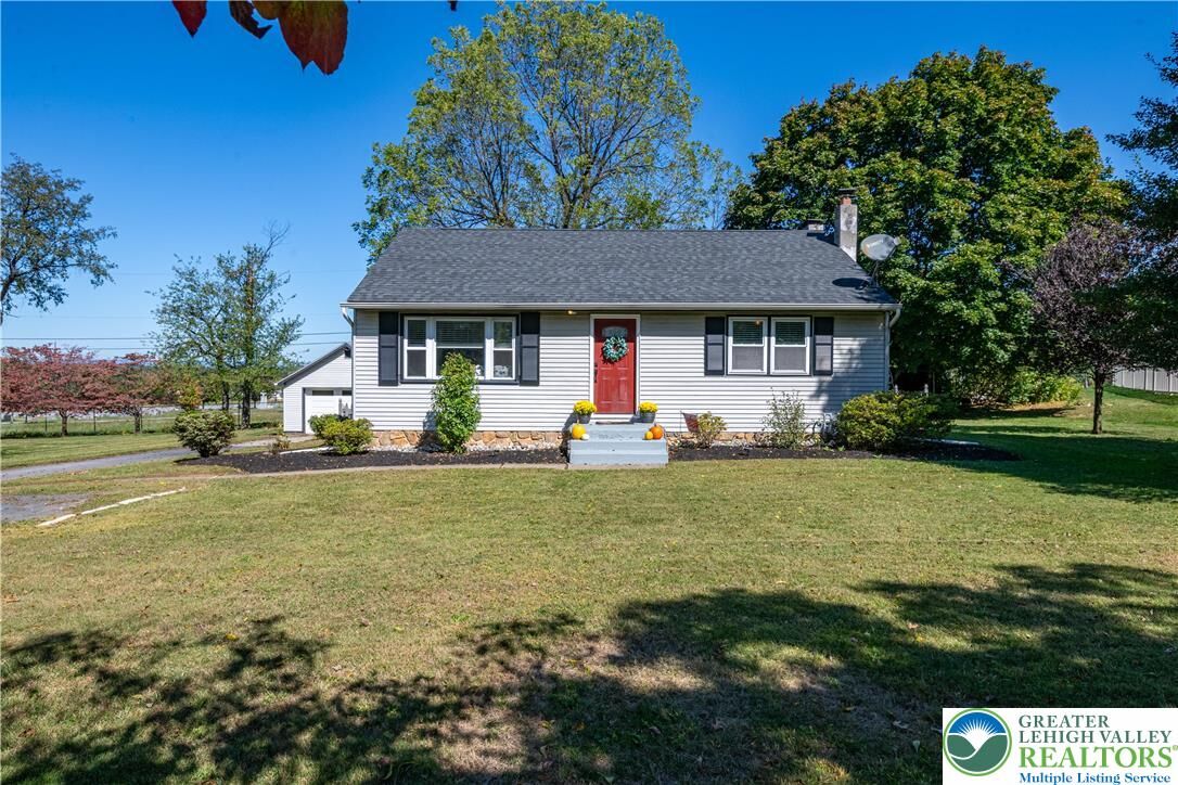 Property Photo: 4115 Charles Road PA 18049