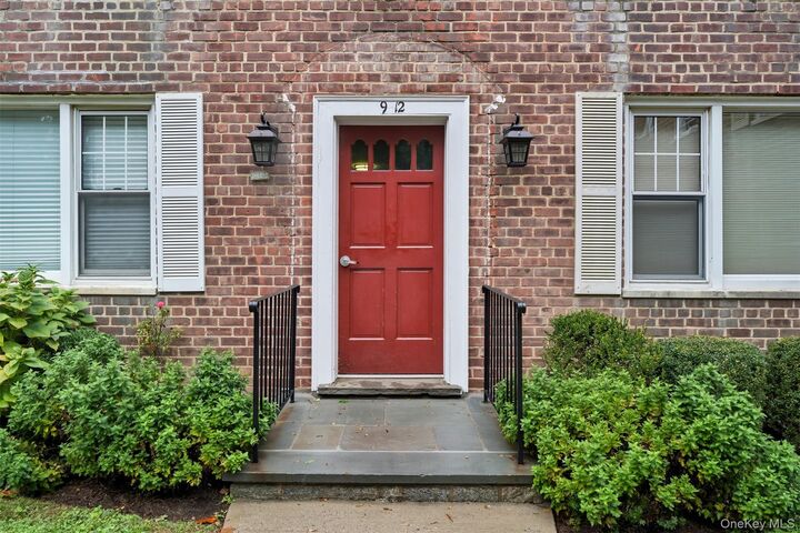 14 Soundview Avenue 12  White Plains NY 10606 photo