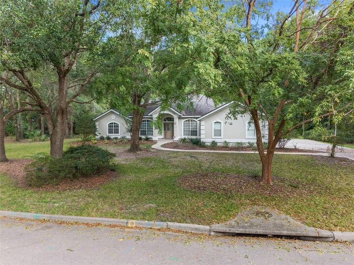 Property Photo: 13424 SW 4th Lane FL 32669