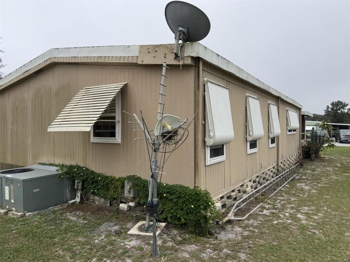Property Photo:  9072 Lake Point Boulevard  FL 33898