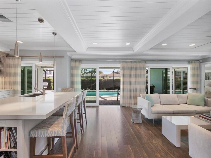 Property Photo: 510 Wedge Lane FL 34228