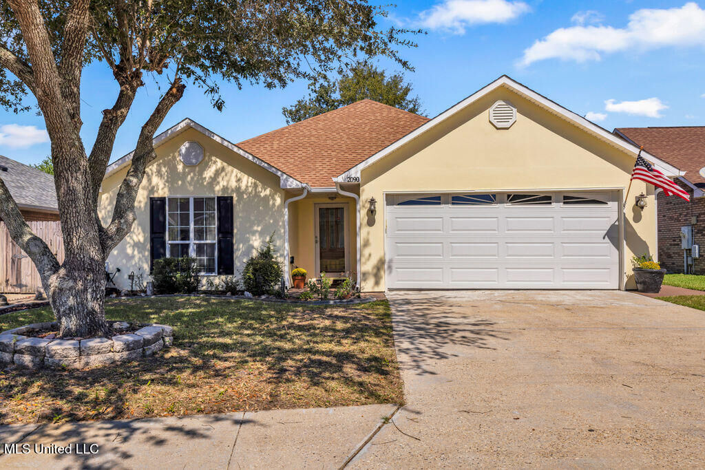 Property Photo:  2090 Woodfield Lane  MS 39532 