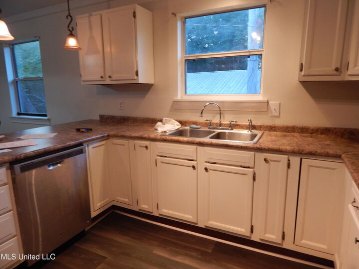 Property Photo:  115 Hickory Lane  MS 39452 