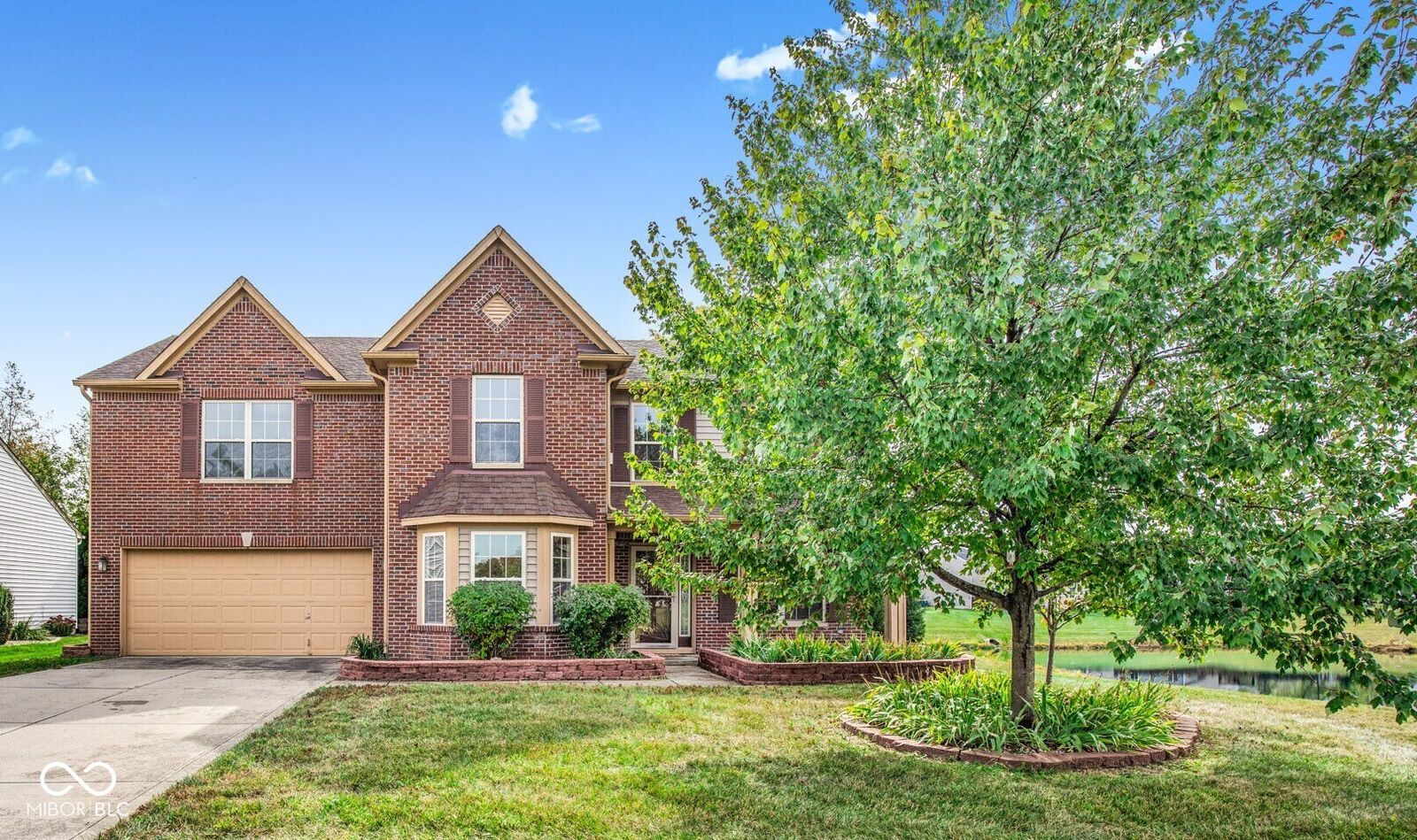 Property Photo: 10873 Glazer Way IN 46038