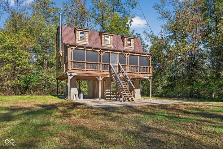 Property Photo: 2617 N Cr 990 Road IN 47471
