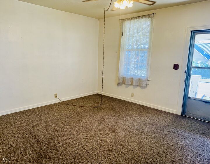 Property Photo:  611 S Poplar Street  IN 47274 