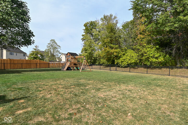 Property Photo: 8988 Hearthstone Drive IN 46077